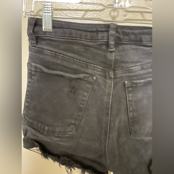 ✨Almost Famous Black Distressed Denim Shorts Size 7 - Picture 6 of 7